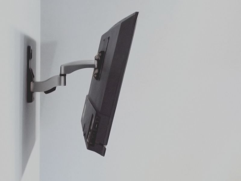 テレビ 壁掛け金具 AE444 下向き左右アームタイプ 未使用品 22〜60型対応】超高品質テレビ壁掛け金具 下向き左右アーム